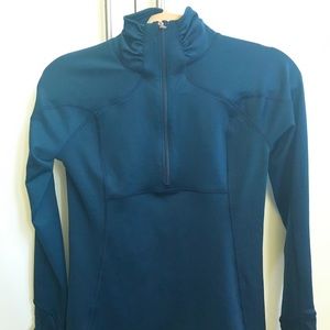 Women sport sweater